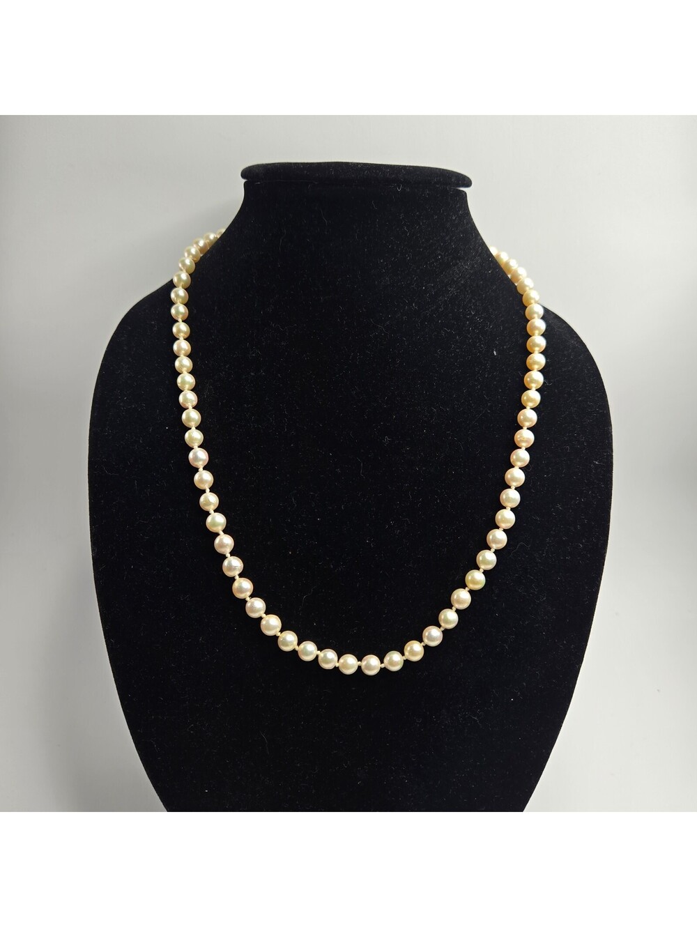 Vintage Genuine Cultured Pearl Necklace 14K Gold Clasp Knotted Strand 7-7.5mm